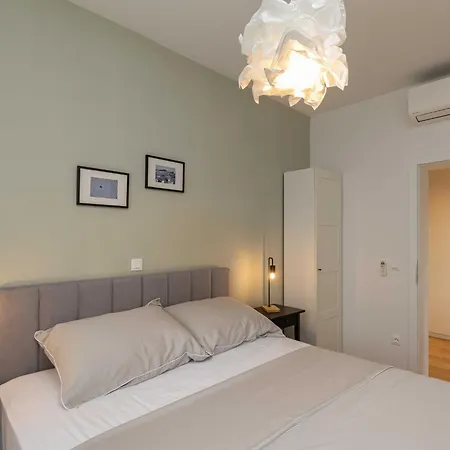 Amare - Three Bedroom With Balcony And Sea View * Dubrownik