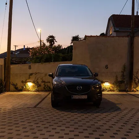 Amare - Three Bedroom With Balcony And Sea View * Dubrownik