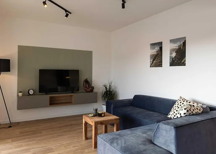 Apartament Amare - Three Bedroom With Balcony And Sea View