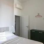 Amare - Three Bedroom With Balcony And Sea View Apartmán *