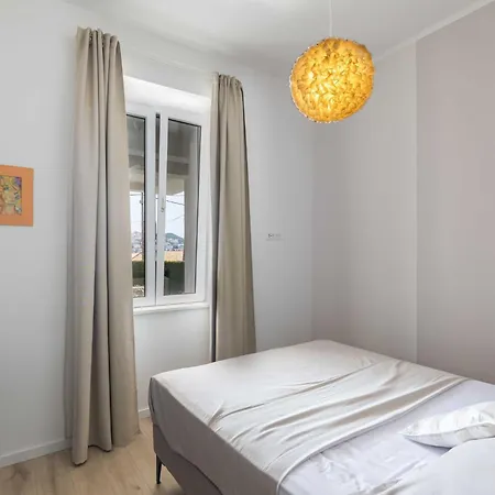 アパート Amare - Three Bedroom With Balcony And Sea View