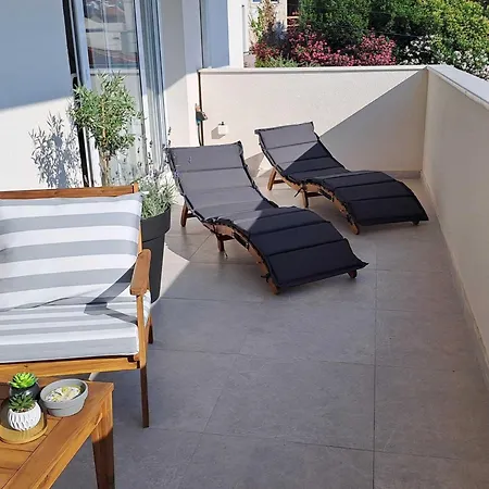 Amare - Three Bedroom With Balcony And Sea View * Dubrovnik
