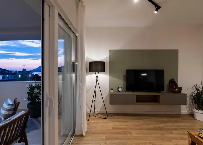Daire Amare - Three Bedroom With Balcony And Sea View Dubrovnik