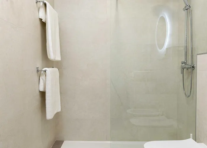 Amare - Three Bedroom With Balcony And Sea View דוברובניק