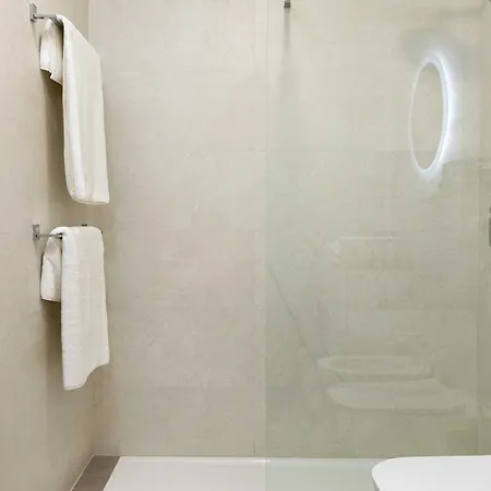 Amare - Three Bedroom With Balcony And Sea View Ragusa